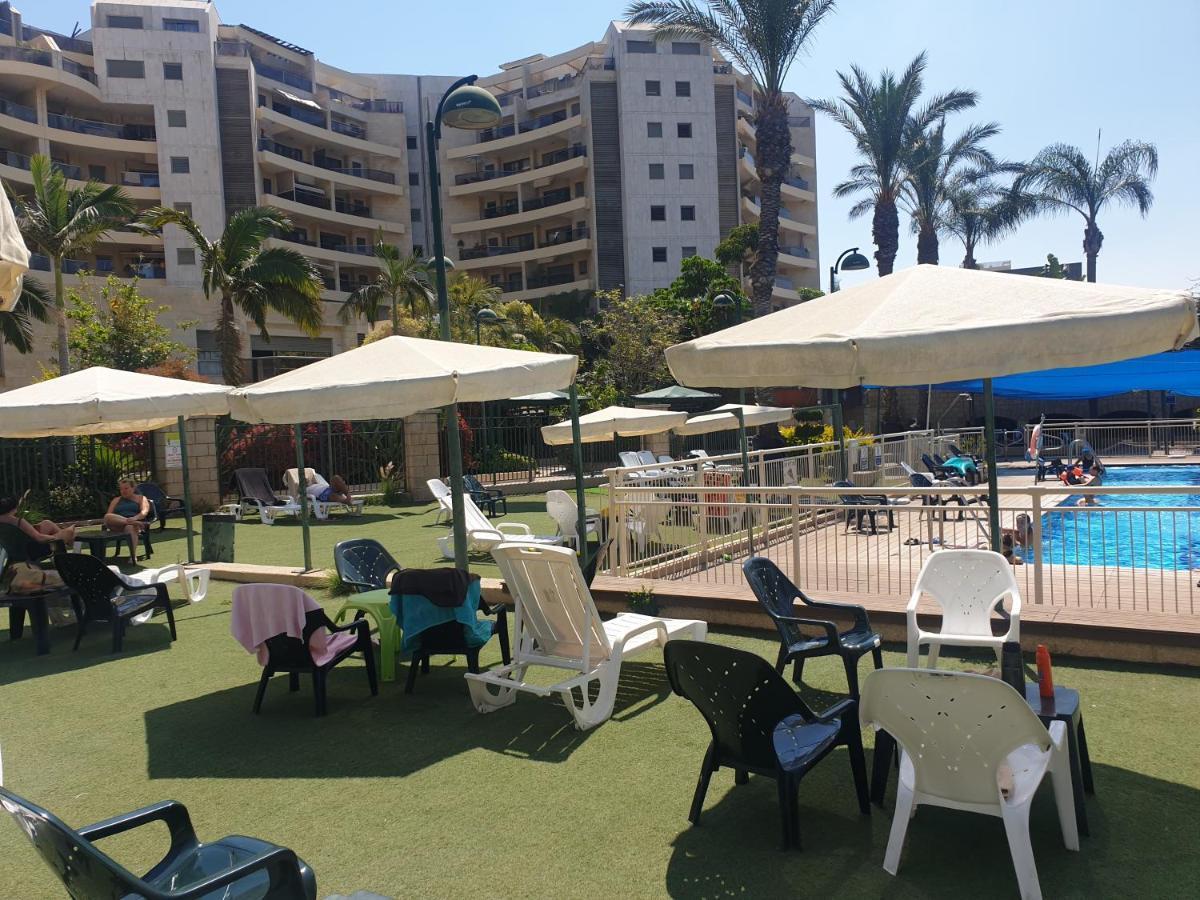 A Dream Place In Raanana, Up To 5 Guests - Swimming Pool - Jacuzzi & Gym מראה חיצוני תמונה