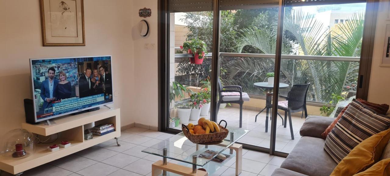 A Dream Place In Raanana, Up To 5 Guests - Swimming Pool - Jacuzzi & Gym מראה חיצוני תמונה
